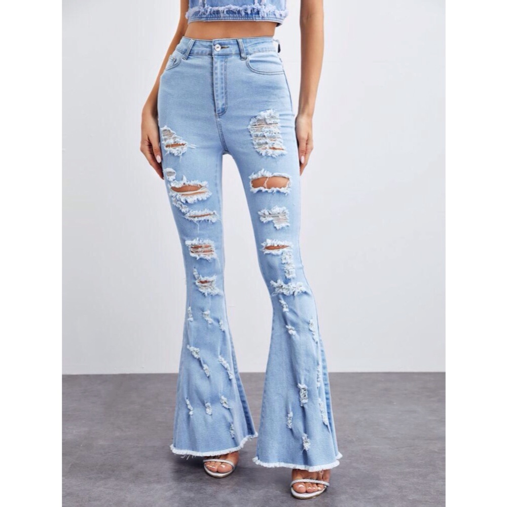 🔥 Ripped Raw Hem Flare Leg Jeans